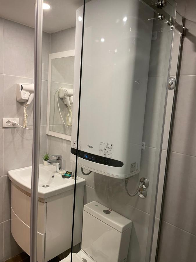 Leo Apartment Nis Luaran gambar