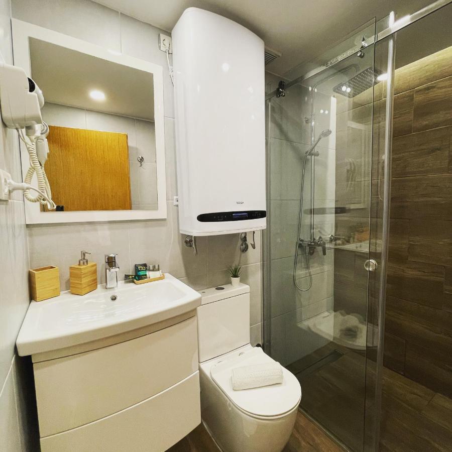 Leo Apartment Nis Luaran gambar