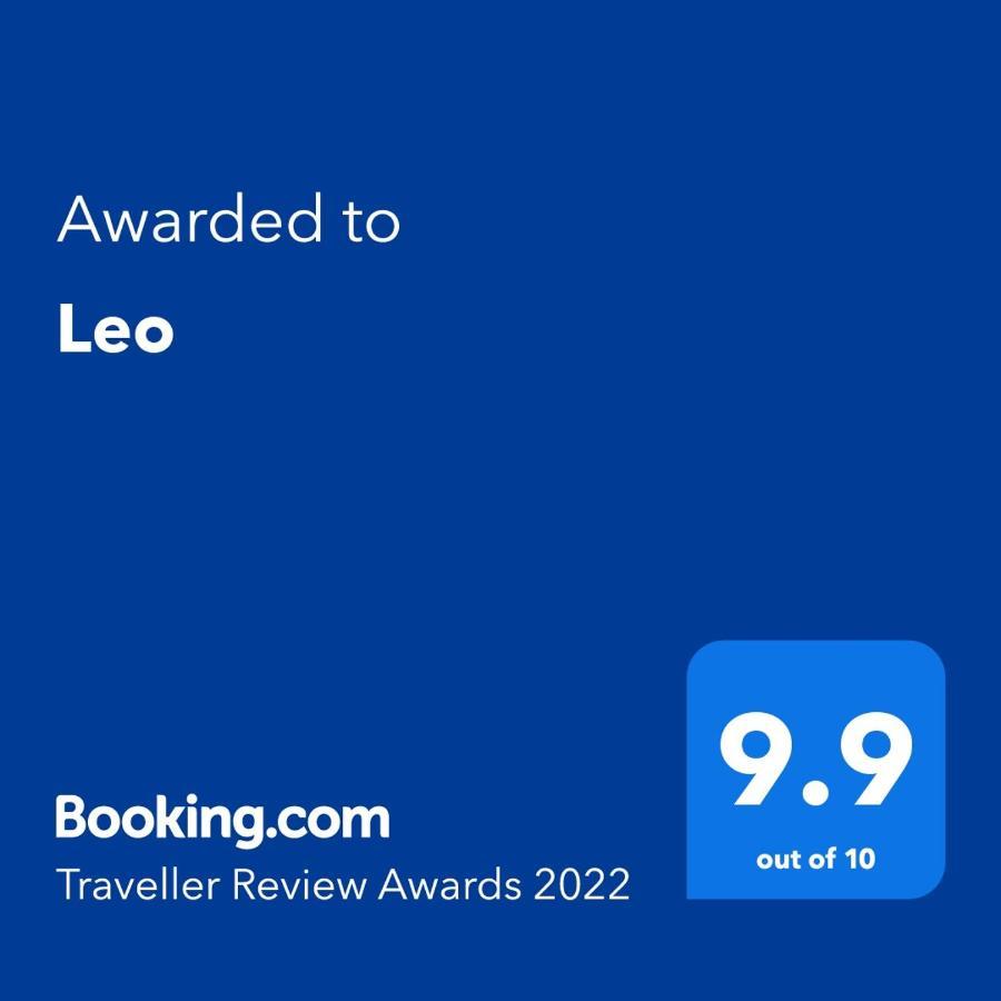 Leo Apartment Nis Luaran gambar